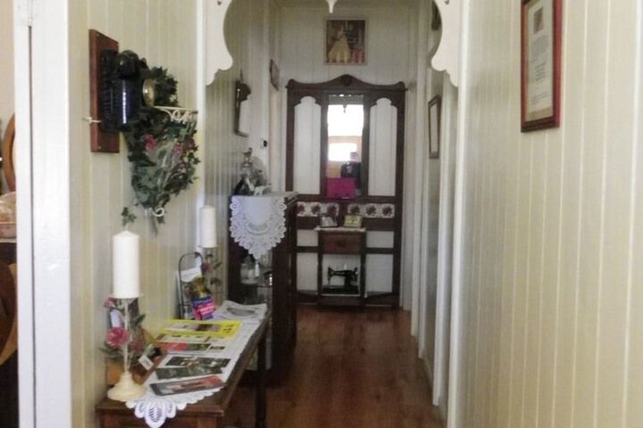 Ballroom/Hall 16 of 26