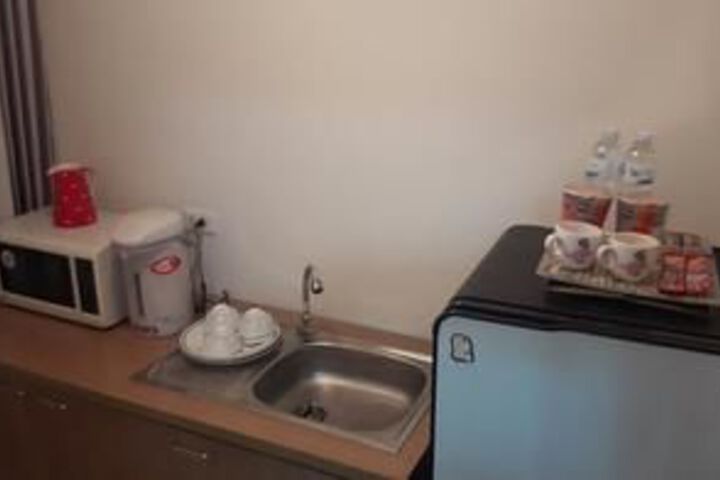 Room 19 of 28