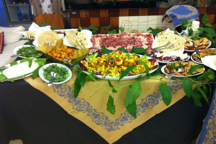 Dining 55 of 62