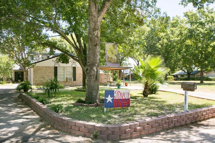 Property Grounds 31 of 41