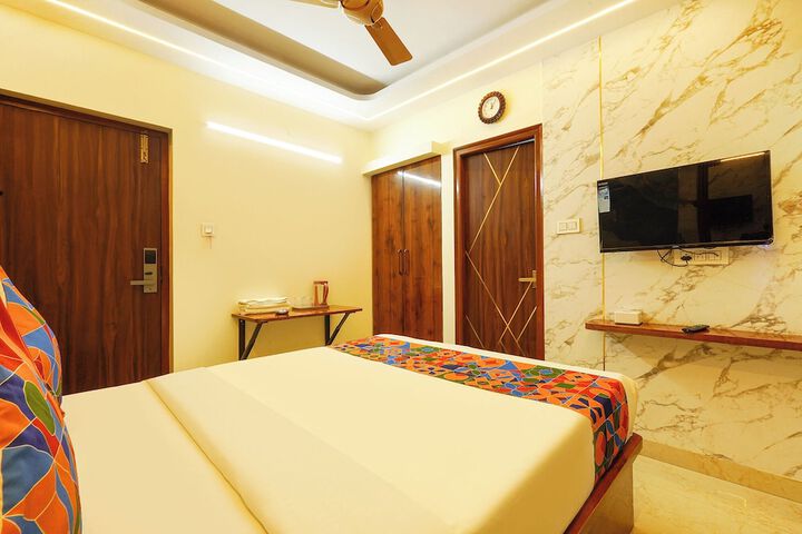 Room 10 of 39