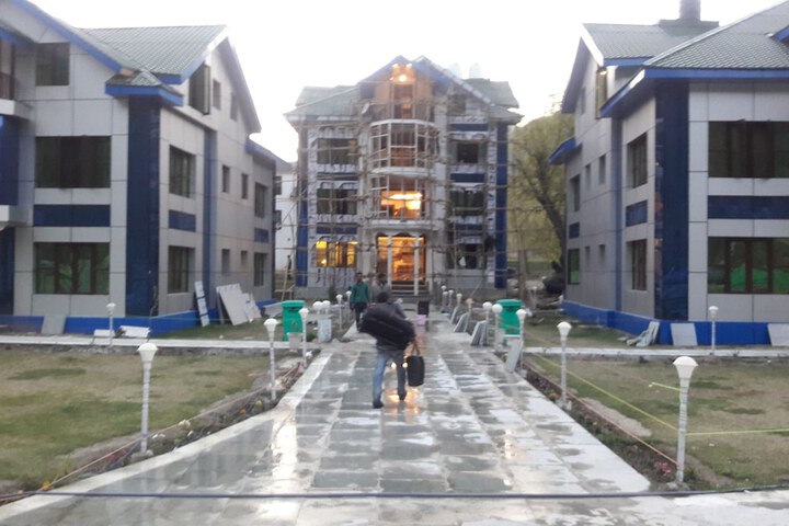Pahalgam Retreat
