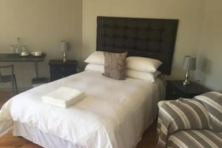Room 3 of 5