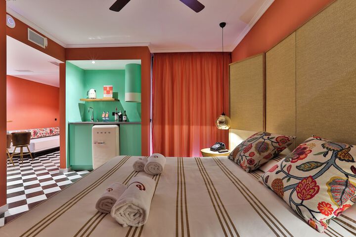 Room 14 of 70