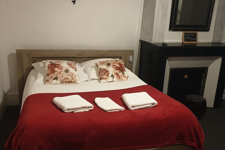 Room 8 of 31