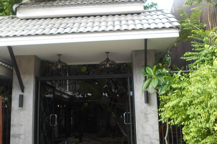 Hotel 35 of 49