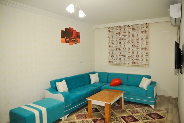 Room 16 of 28