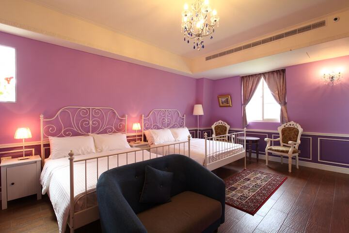 Room 9 of 46