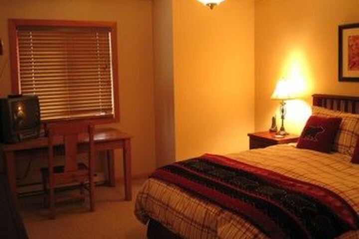 Room 3 of 13
