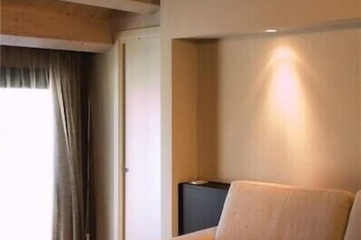 Room 55 of 92