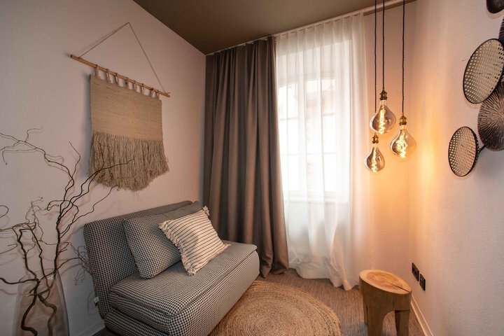 Room 21 of 29