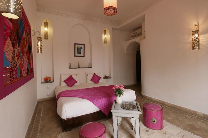 Room 4 of 263