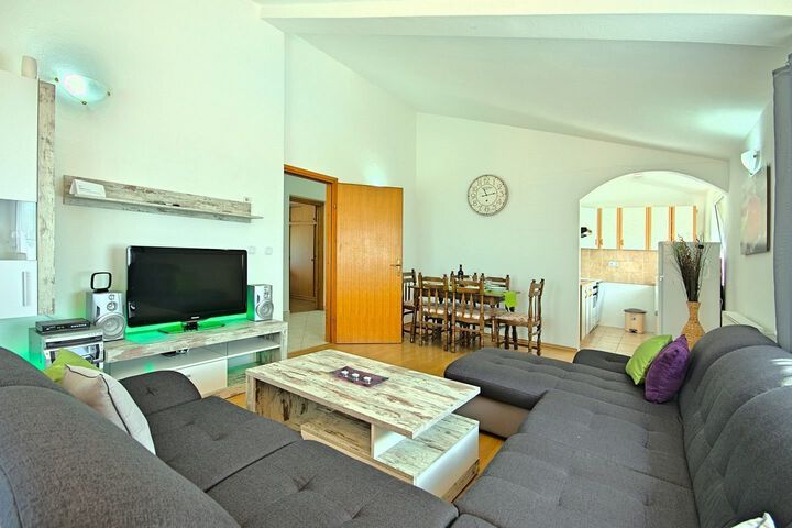 Room 20 of 46