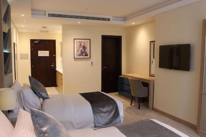 Room 12 of 68