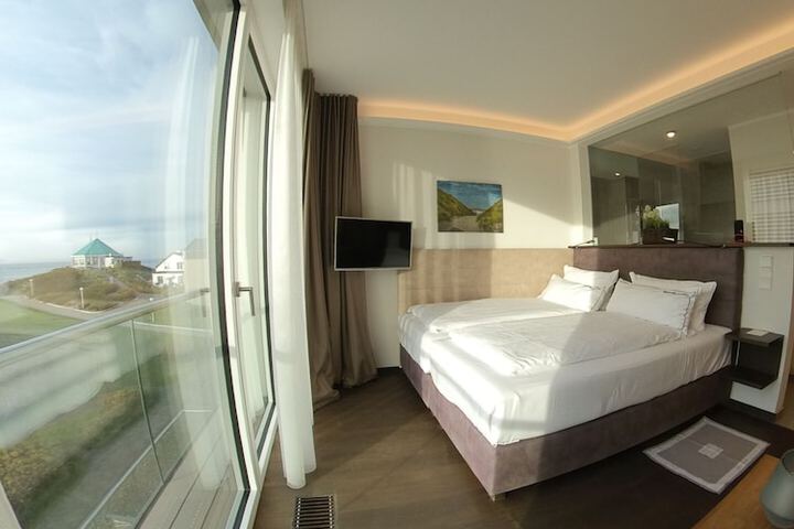 Room 12 of 59
