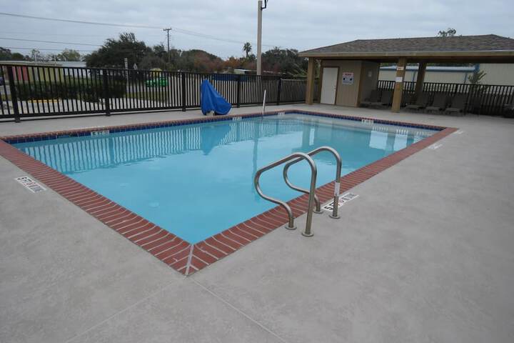 Pools & Facilities
