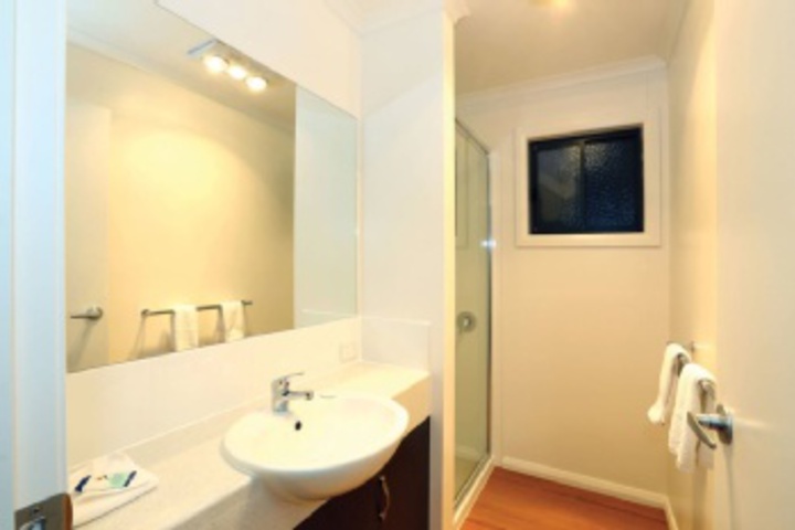 Room 442 of 876