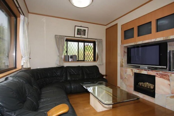 Room 15 of 23