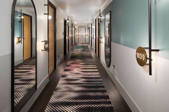 Ballroom/Hall 42 of 46