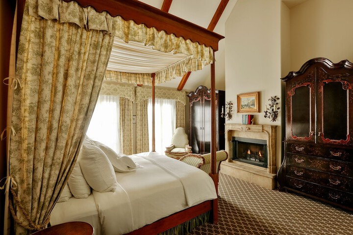 Room 10 of 53