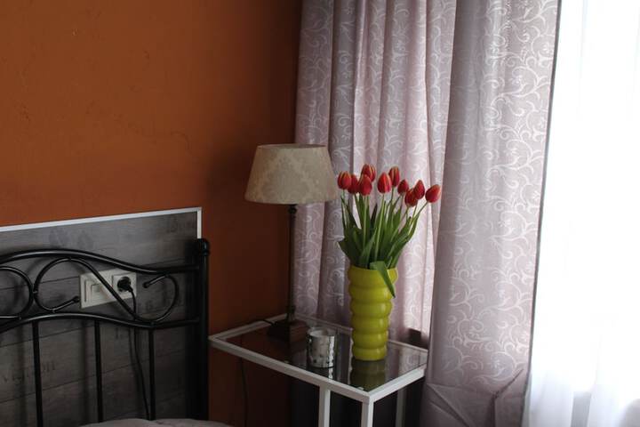 Room 12 of 42