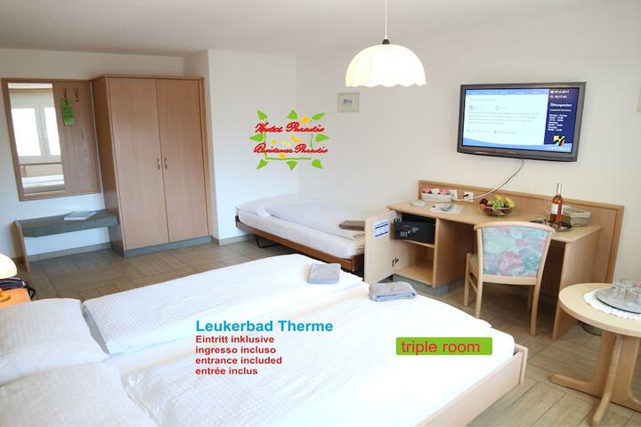 Room 10 of 64