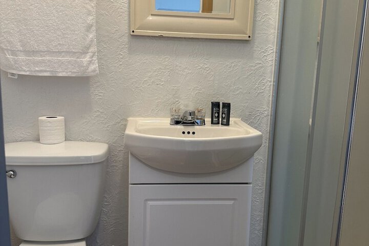 Room 44 of 61