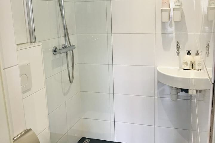 Room 14 of 32