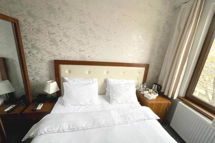Room 22 of 56