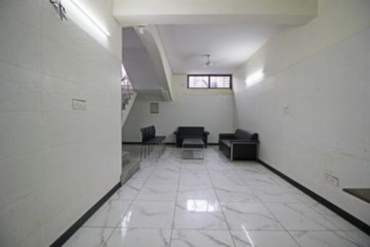 Hotel Interior 18 of 25
