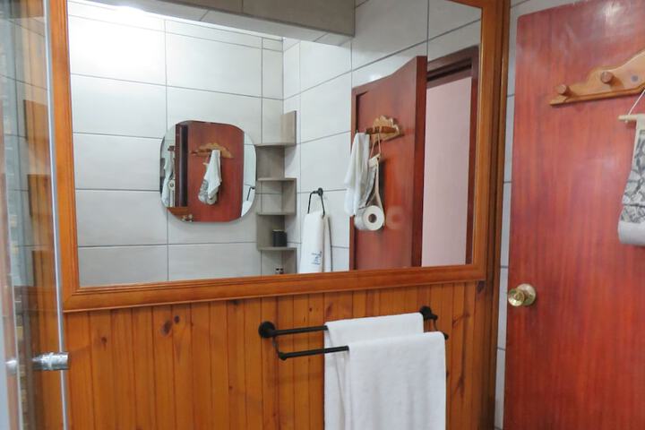 Room 38 of 76