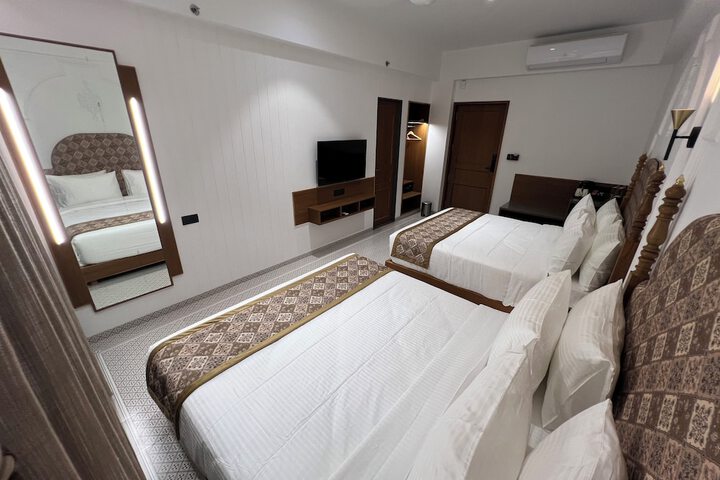 Room 11 of 70