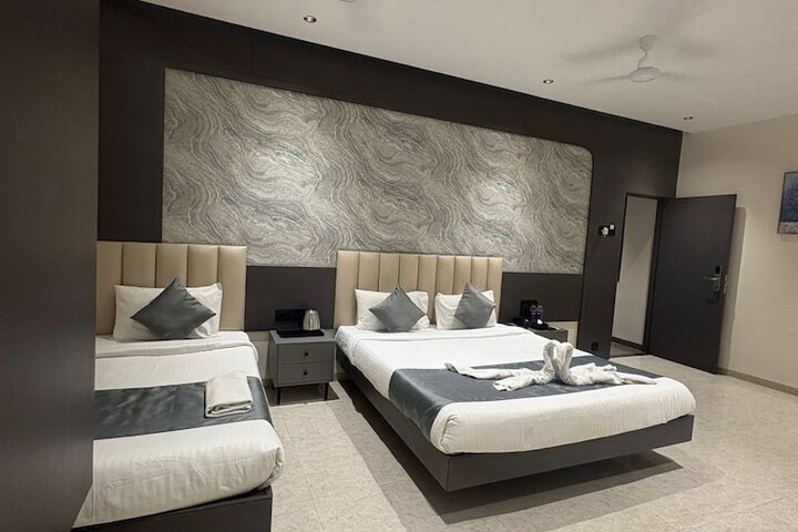 Room 25 of 65
