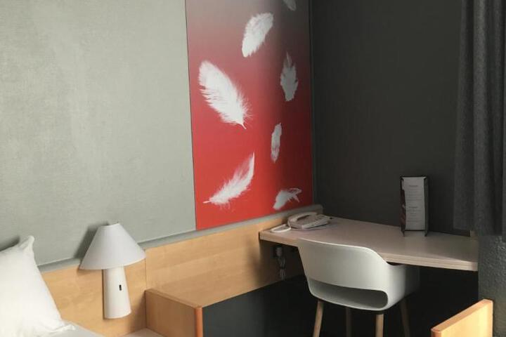 Photo 9