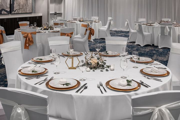 Banquet hall