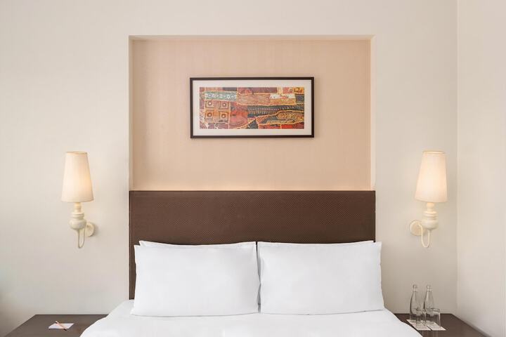 Room 15 of 55