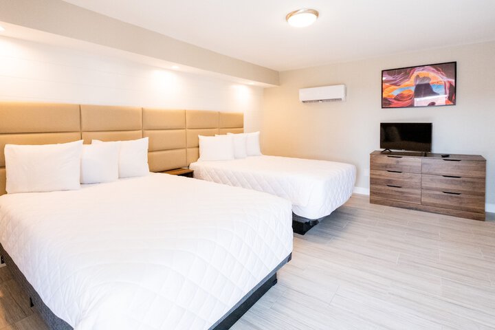 Room 7 of 42