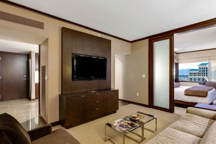 Room 70 of 124
