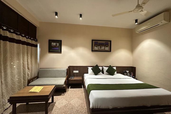 Room 19 of 51