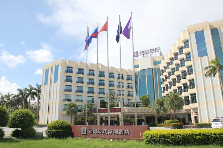 Beach Hotel