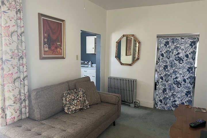 Room 86 of 96