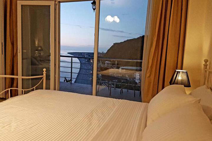 Calypso Kvariati Inn