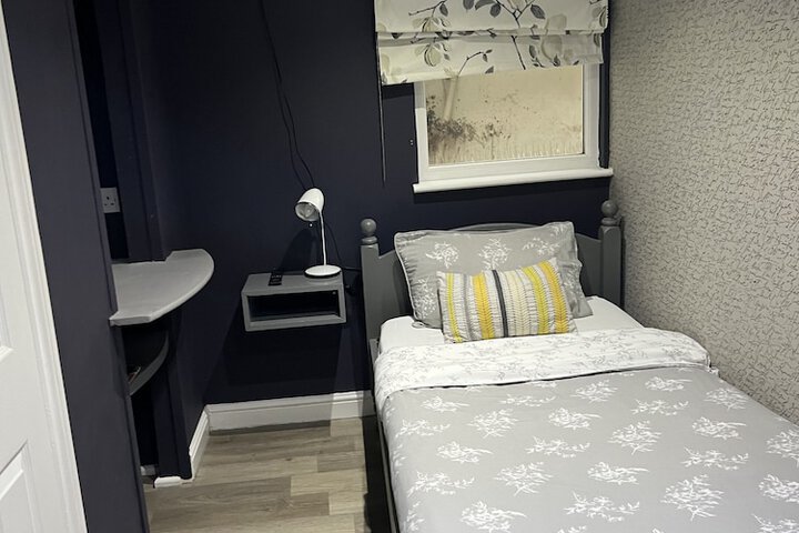 Room 3 of 88