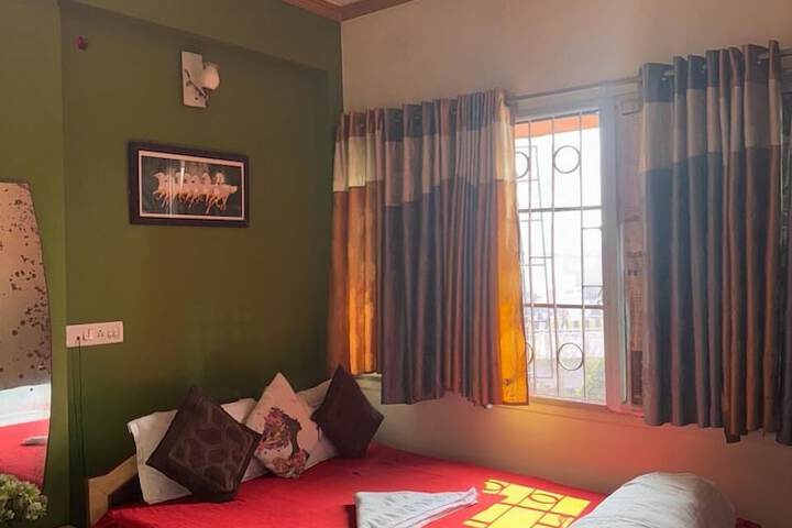 Room 8 of 19