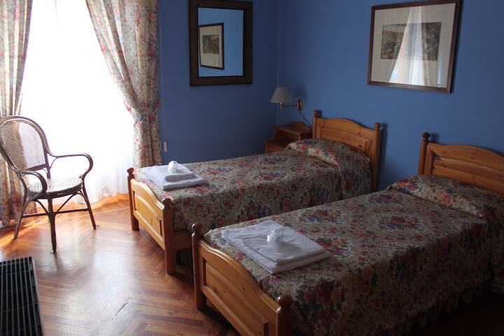 Room 8 of 31