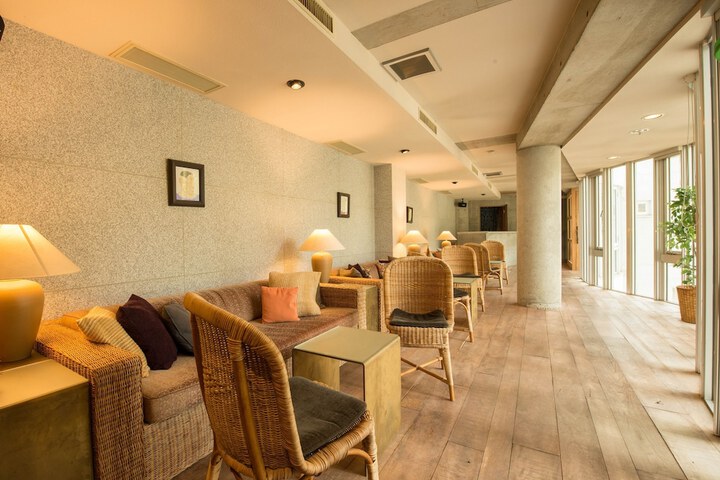 Hotel Interior 6 of 115