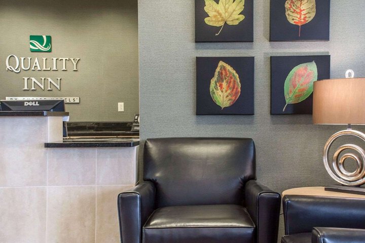Guest Lobby