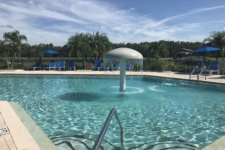 Pool 32 of 44