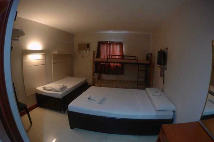 Room 31 of 94