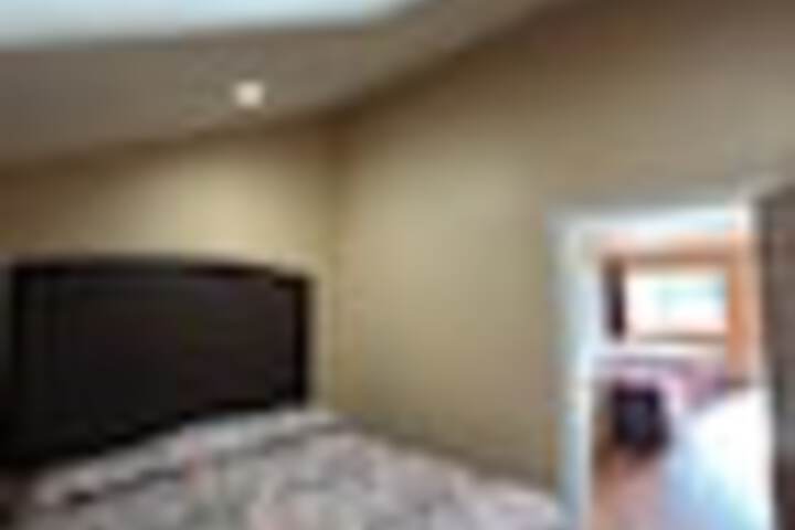 Room 68 of 126